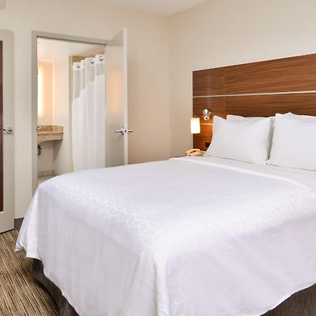Holiday Inn Express & Suites Buffalo Downtown By Ihg Экстерьер фото