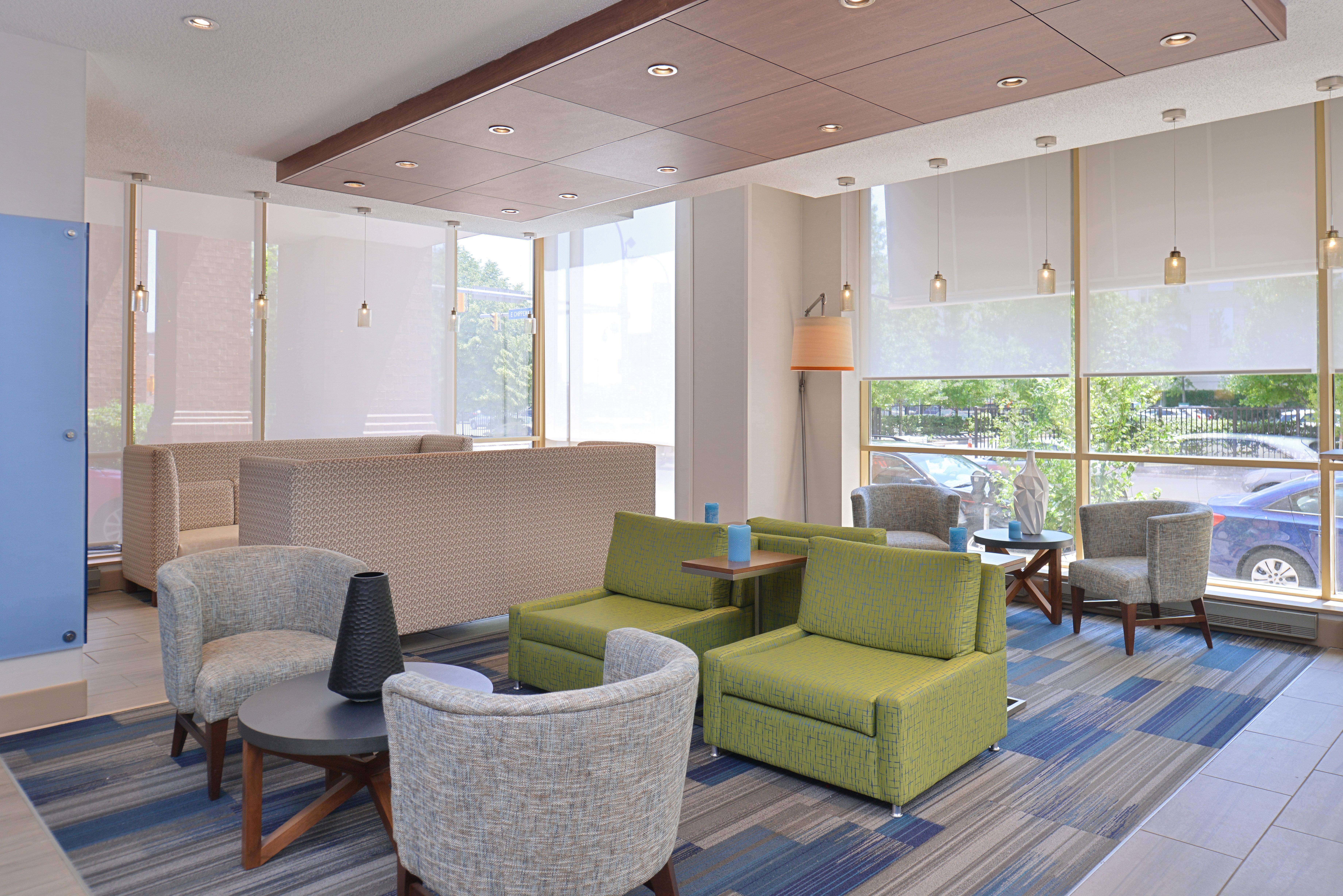 Holiday Inn Express & Suites Buffalo Downtown By Ihg Экстерьер фото