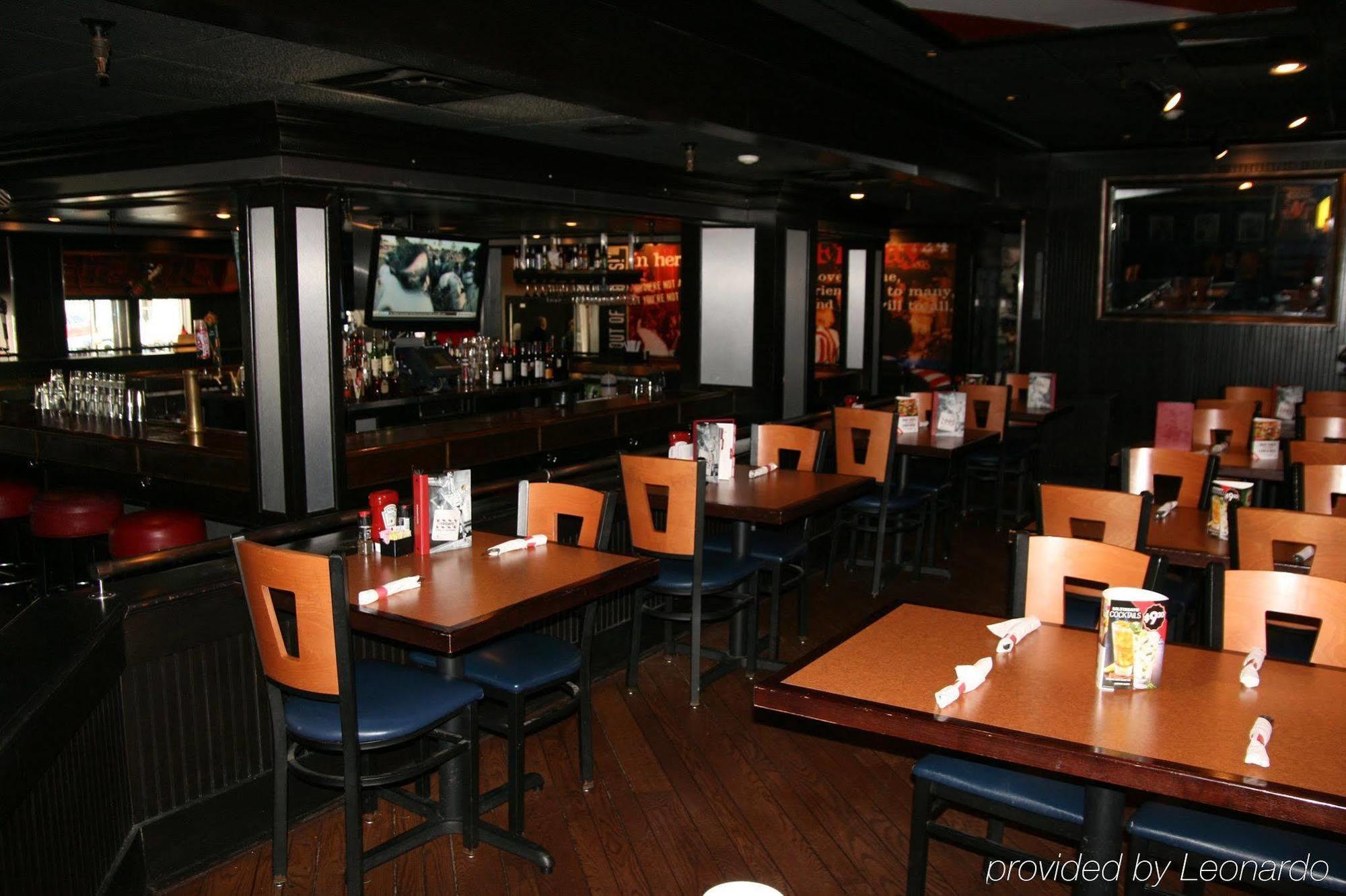 Holiday Inn Express & Suites Buffalo Downtown By Ihg Экстерьер фото