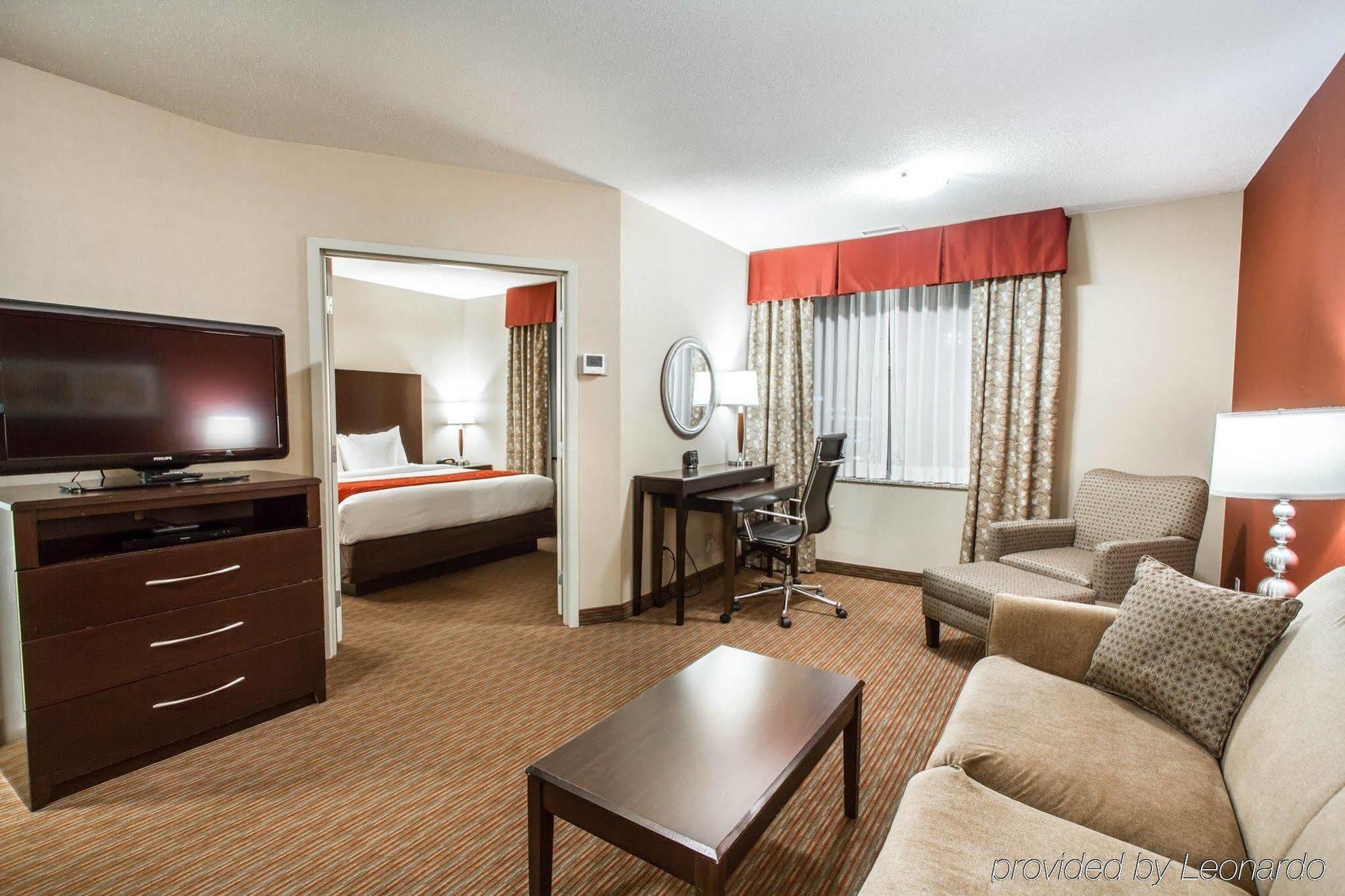 Holiday Inn Express & Suites Buffalo Downtown By Ihg Экстерьер фото