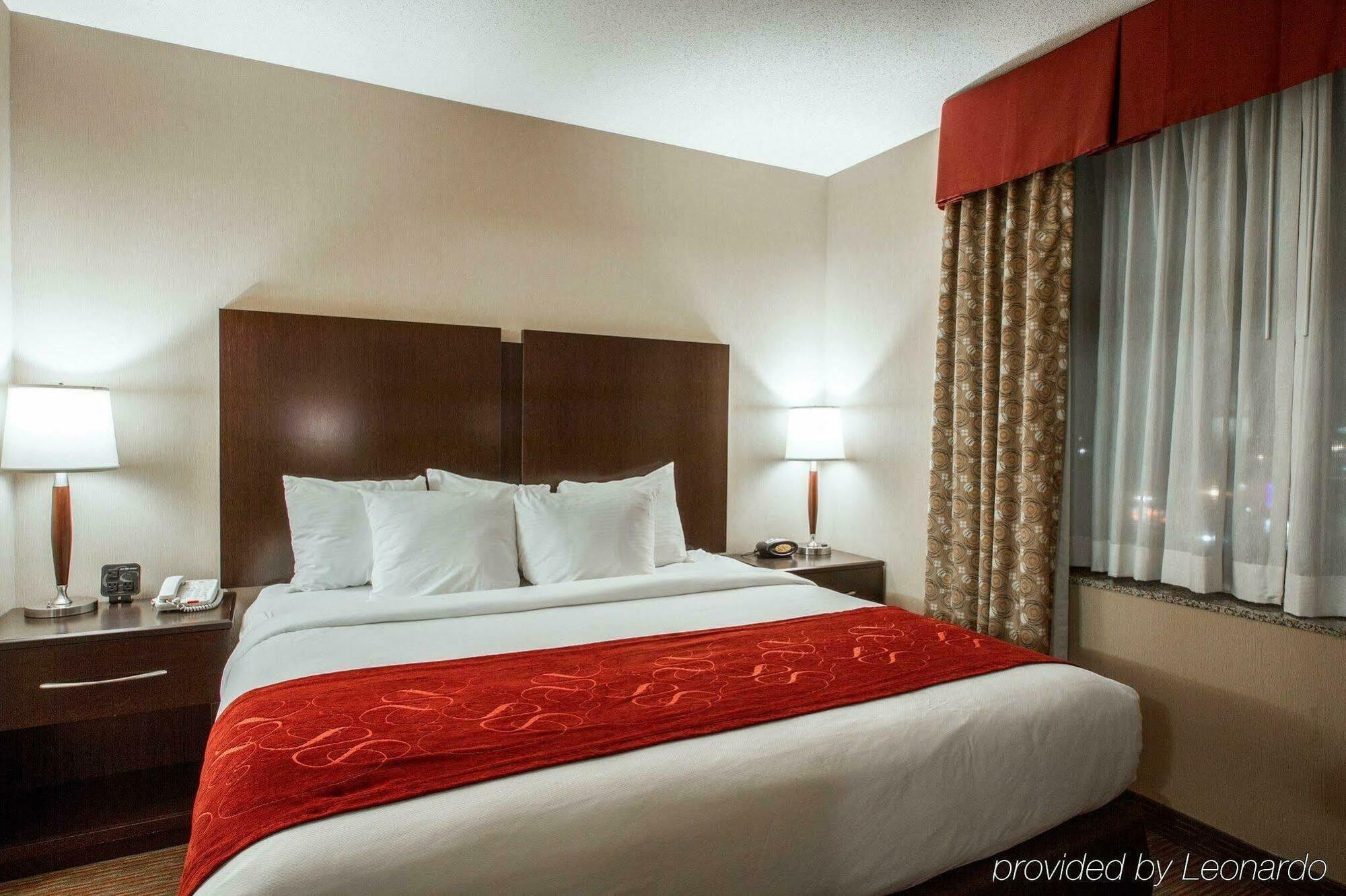 Holiday Inn Express & Suites Buffalo Downtown By Ihg Экстерьер фото