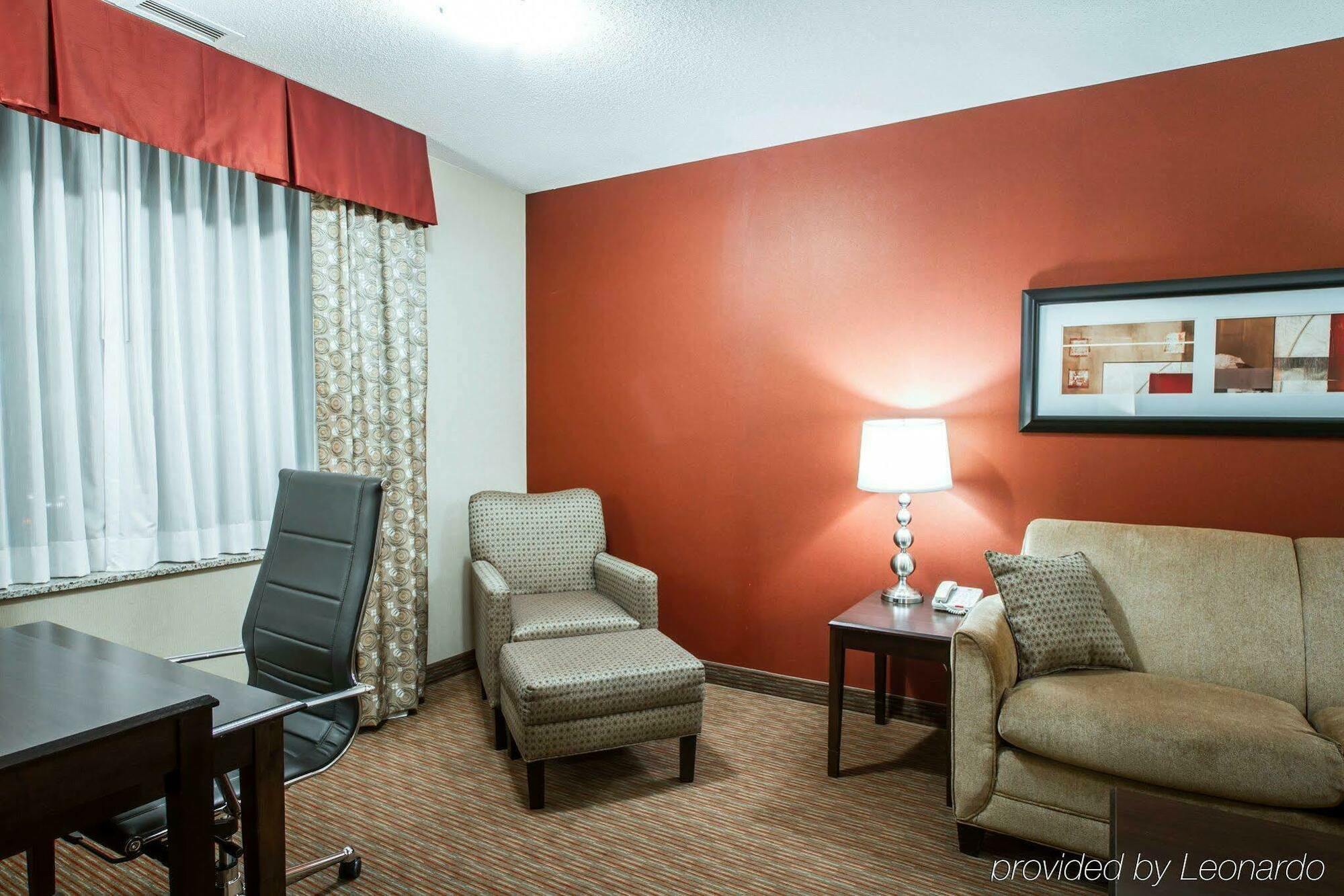 Holiday Inn Express & Suites Buffalo Downtown By Ihg Экстерьер фото