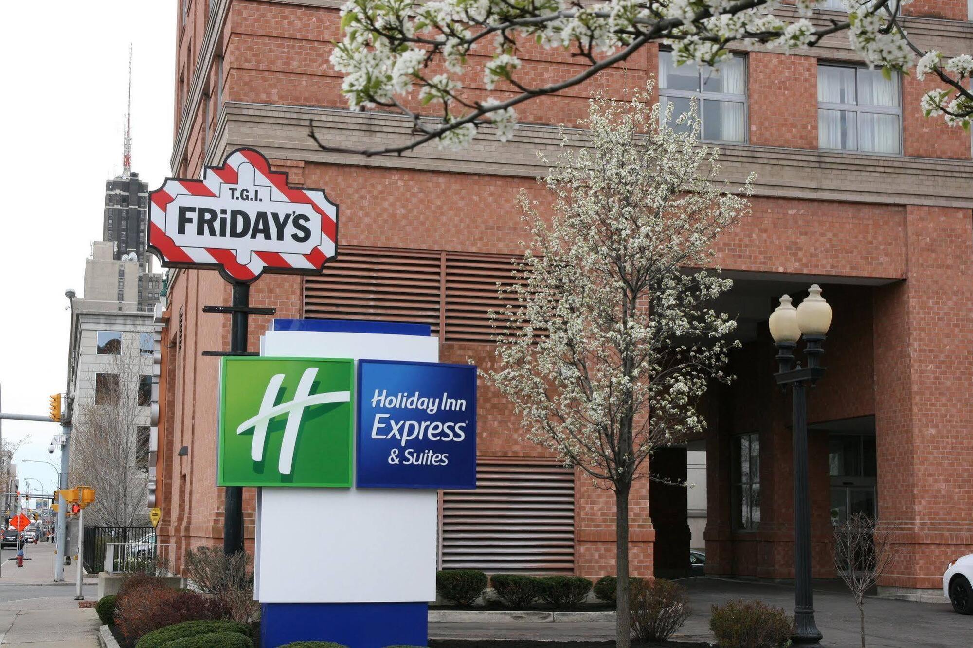 Holiday Inn Express & Suites Buffalo Downtown By Ihg Экстерьер фото
